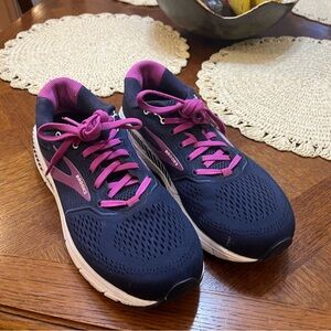Brooks Women's Navy and Pink Running Shoes
